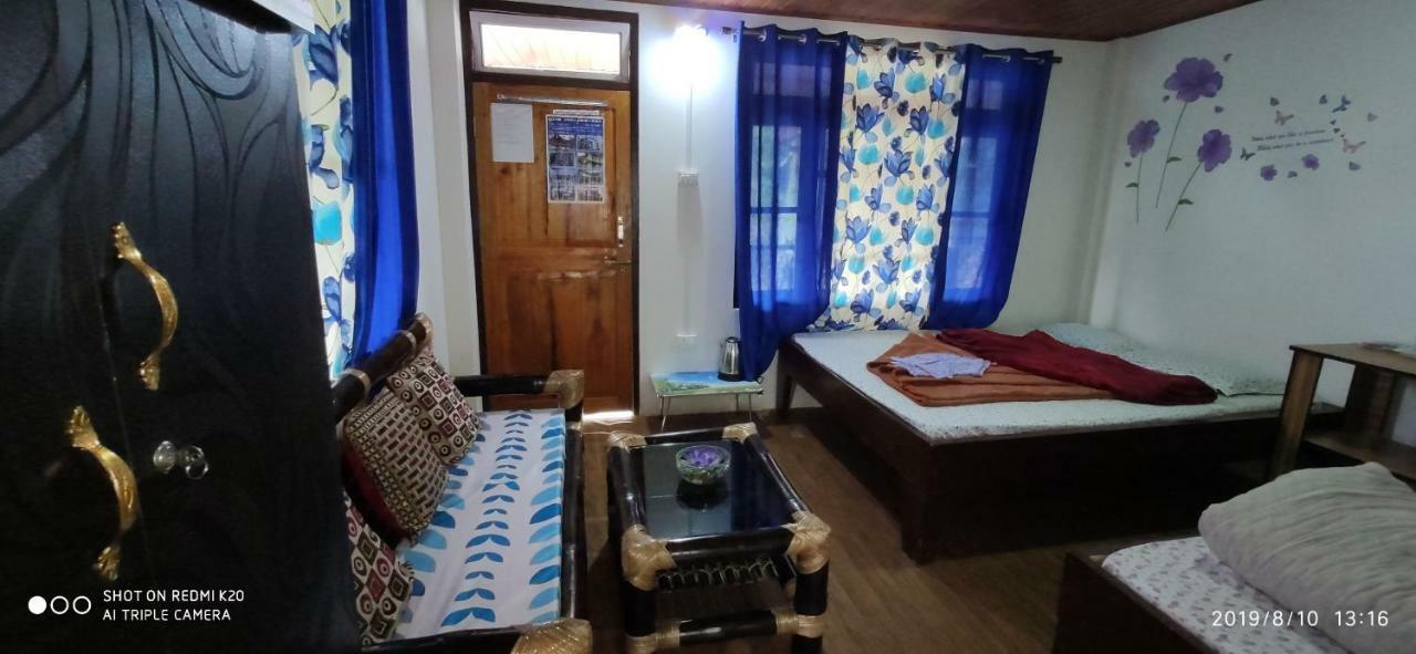 Tibet Homestay Rishop Exteriör bild