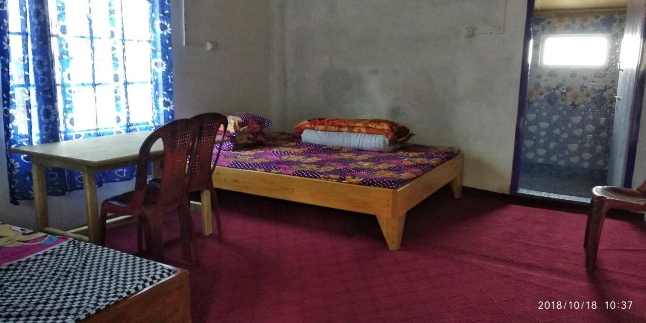 Tibet Homestay Rishop Exteriör bild