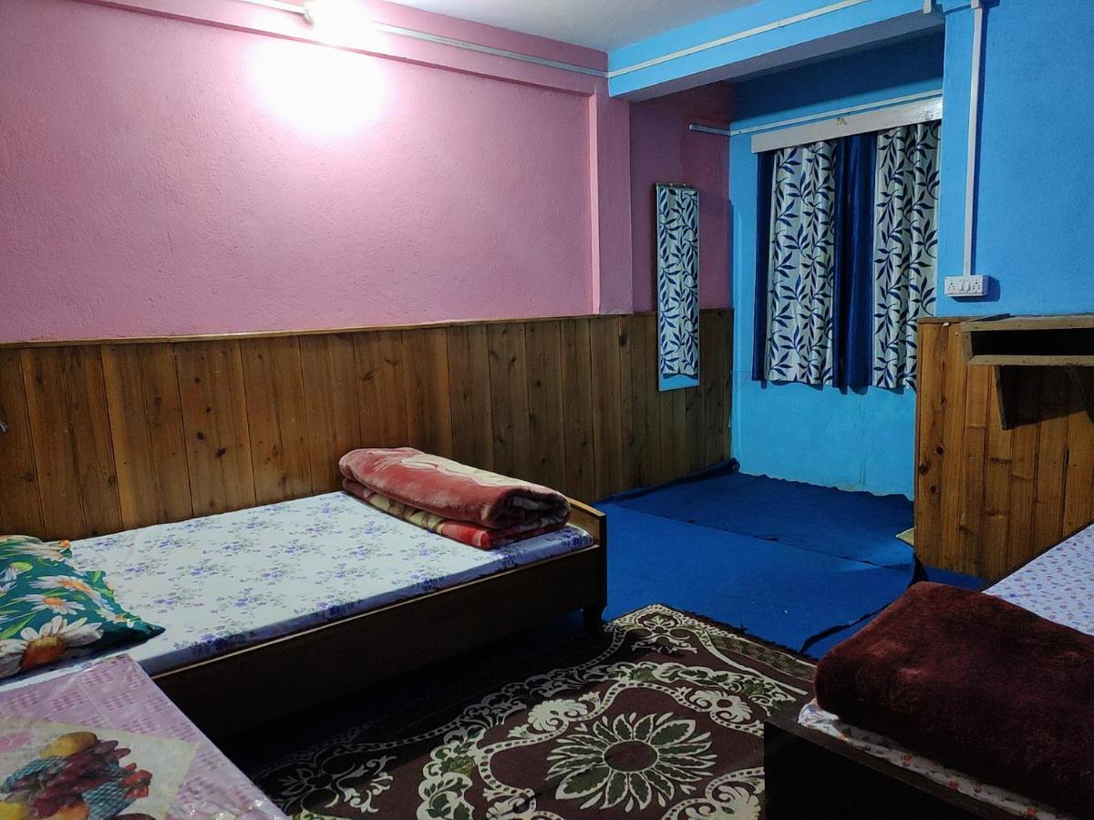 Tibet Homestay Rishop Exteriör bild
